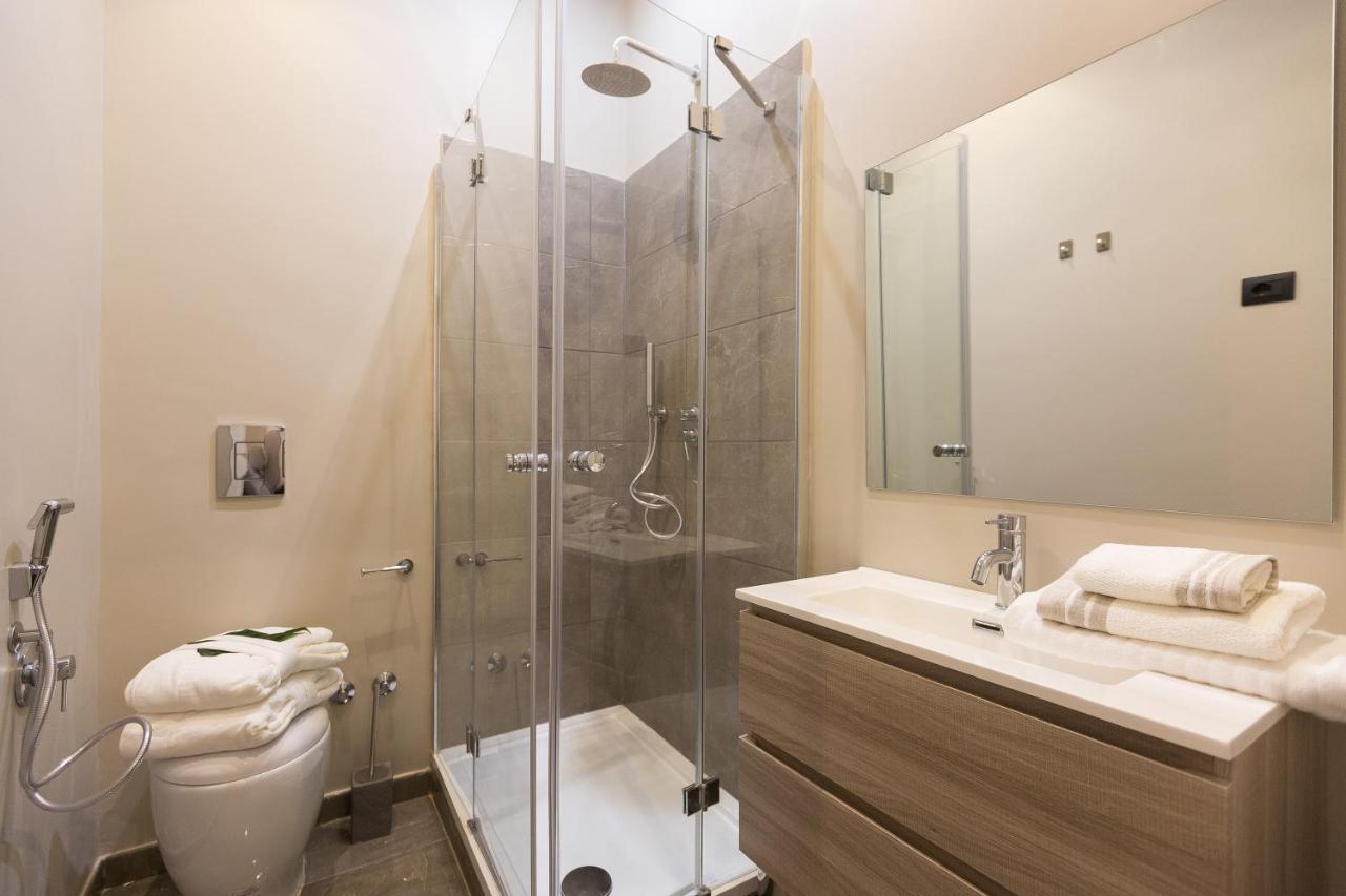 126 Gracchi Suites โรม ภายนอก รูปภาพ